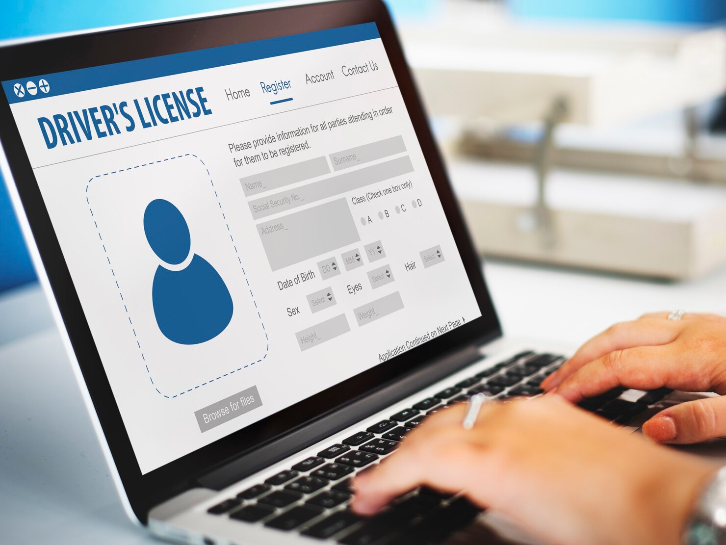 The Complete Guide to International Driving Licences: Requirements, Costs, and Validity